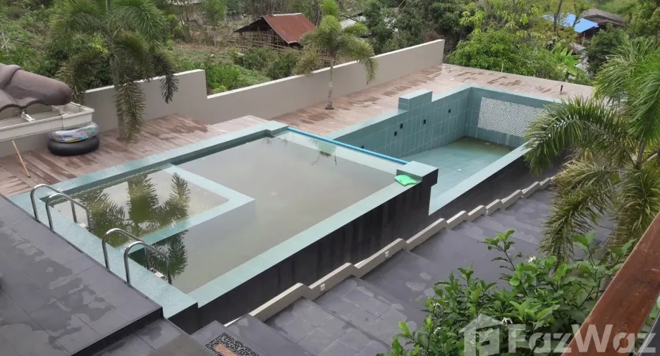 For sale 5 bedrooms villa in Wiang Chai, Chiang Rai