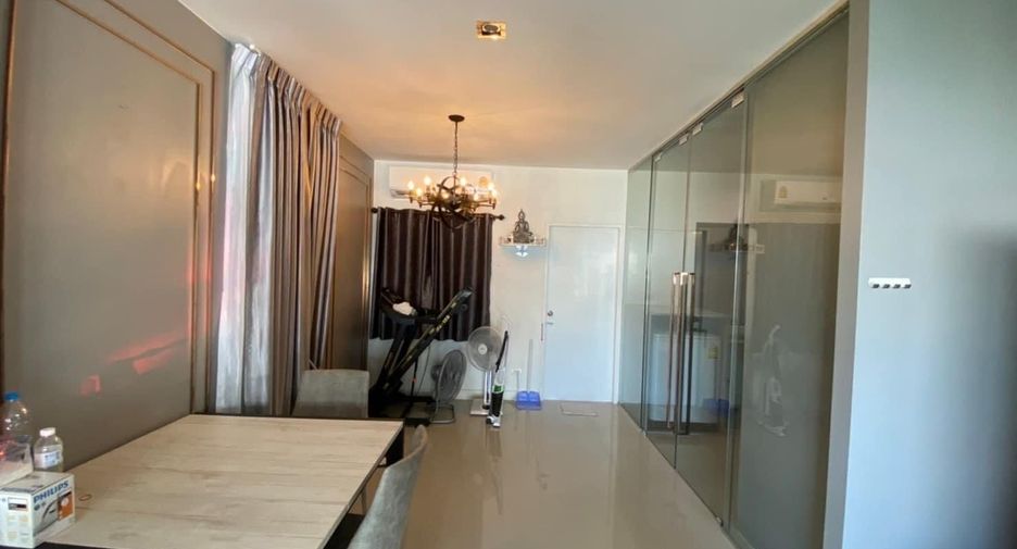 For sale 3 bedrooms townhouse in Sai Mai, Bangkok