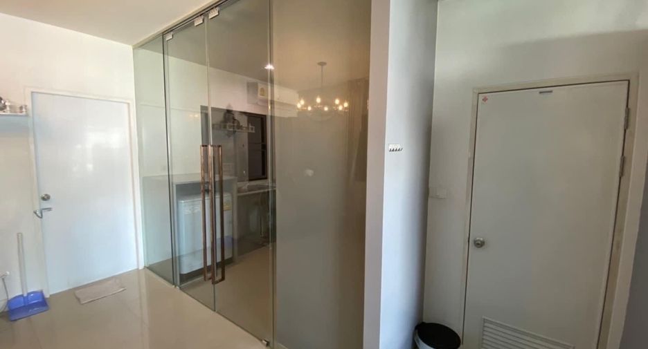 For sale 3 bedrooms townhouse in Sai Mai, Bangkok