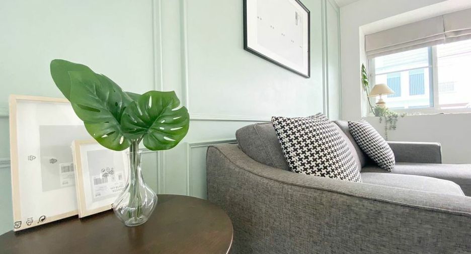 For sale 3 bedrooms townhouse in Prawet, Bangkok