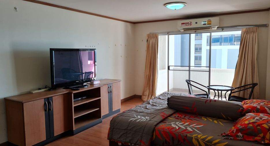 For sale studio condo in Si Racha, Chonburi