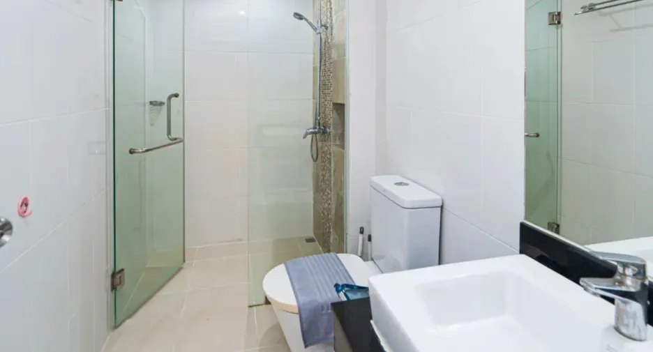 For sale 2 bedrooms apartment in Mueang Phuket, Phuket