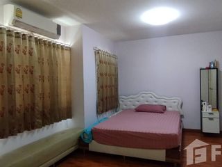 For sale 3 bedrooms townhouse in Bang Khun Thian, Bangkok