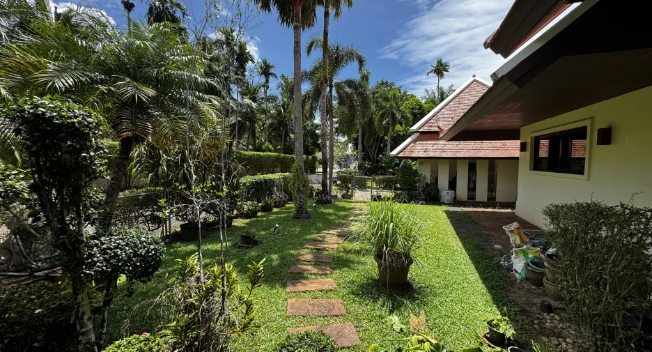 ขาย 5 ห้องนอน วิลล่า ใน เมืองภูเก็ต, ภูเก็ต
