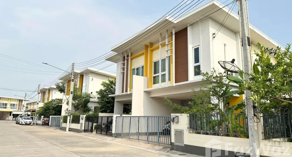 For sale 3 bedrooms house in Bang Lamung, Chonburi
