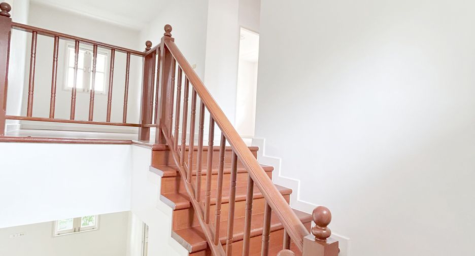 For sale 3 bedrooms house in Khan Na Yao, Bangkok