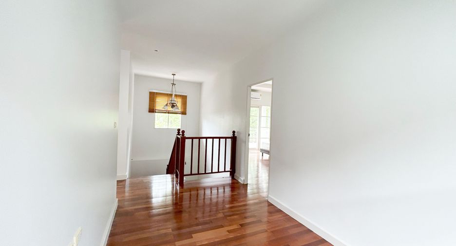 For sale 3 bedrooms house in Khan Na Yao, Bangkok