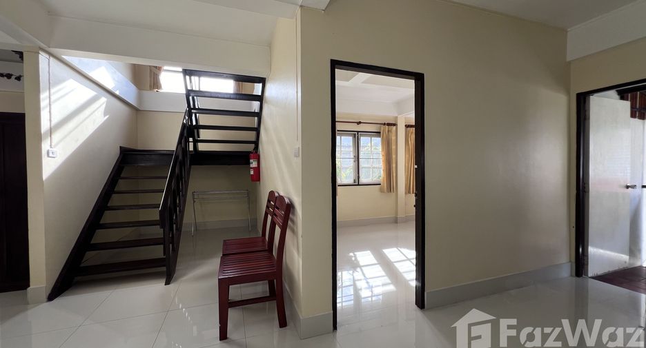 For rent 4 bedrooms villa in Mueang Phuket, Phuket