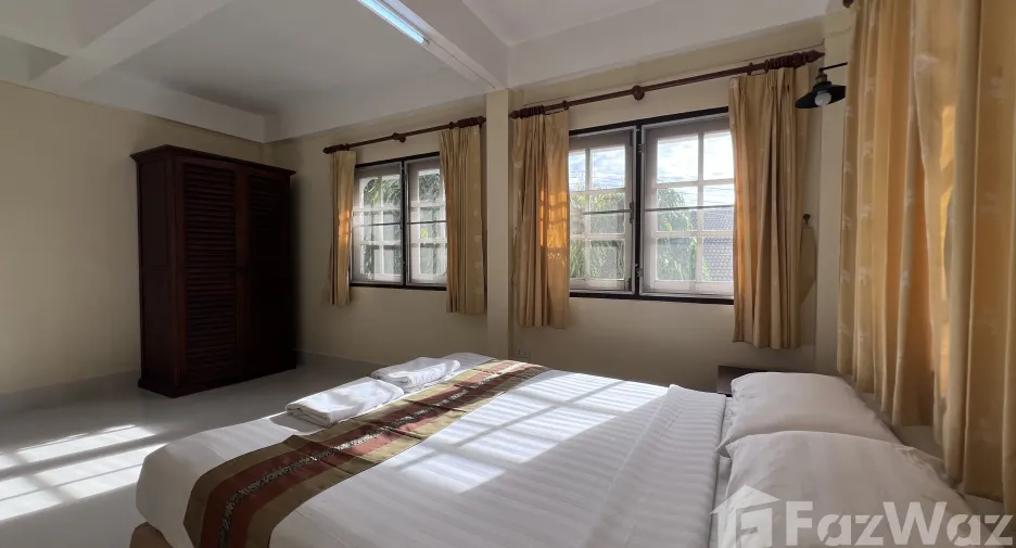 For rent 4 bedrooms villa in Mueang Phuket, Phuket