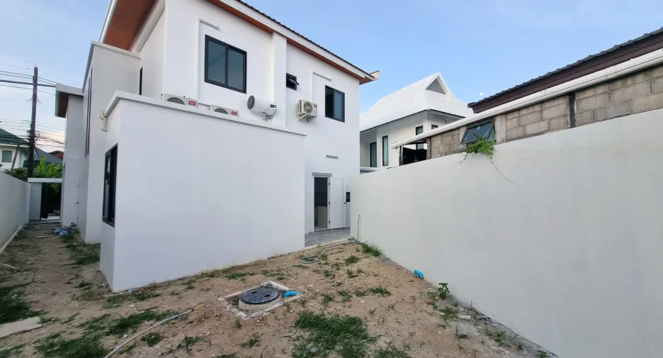 Villa zum Kauf mit 5 Zimmer in Mueang Phuket, Phuket
