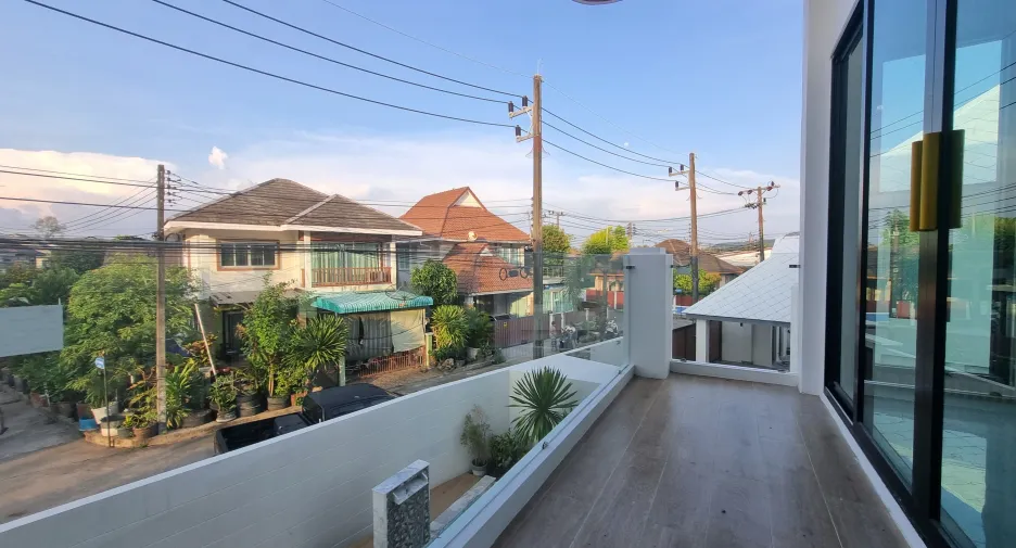 Villa zum Kauf mit 5 Zimmer in Mueang Phuket, Phuket