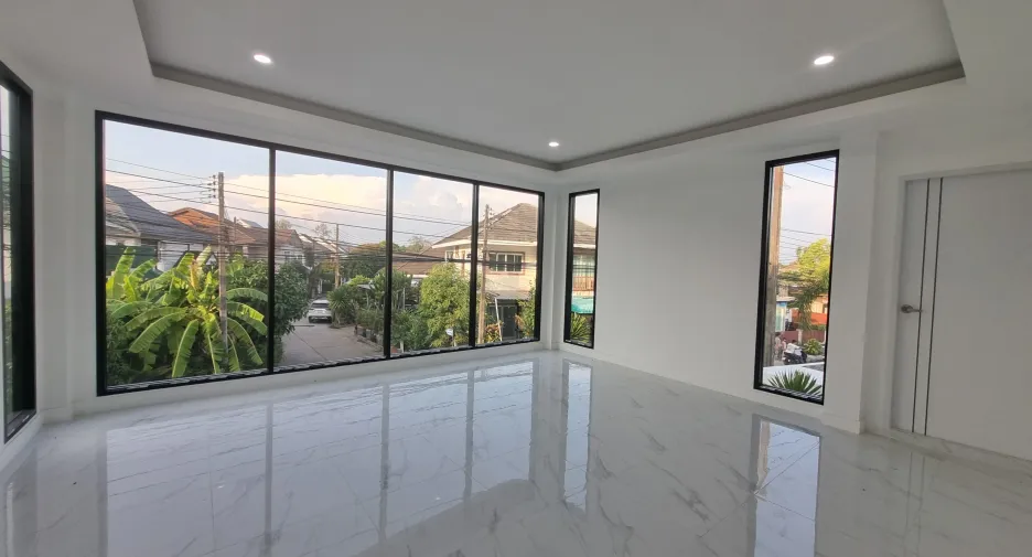 Villa zum Kauf mit 5 Zimmer in Mueang Phuket, Phuket