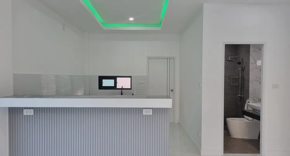 Villa zum Kauf mit 5 Zimmer in Mueang Phuket, Phuket
