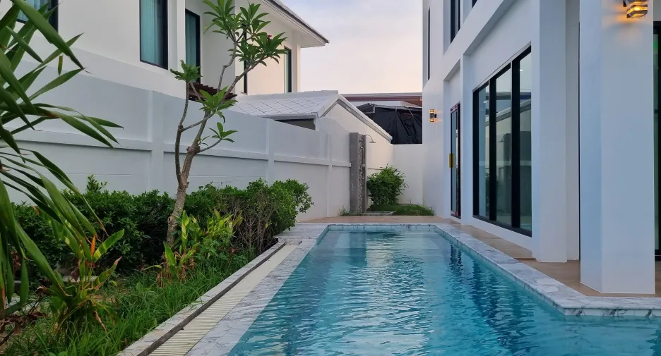 Villa zum Kauf mit 5 Zimmer in Mueang Phuket, Phuket