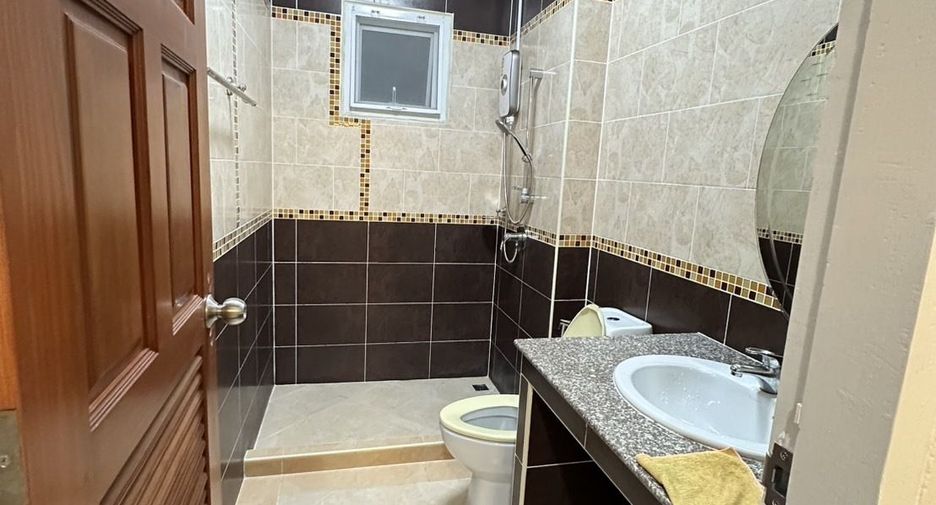 For rent 3 bedrooms house in Bang Lamung, Chonburi