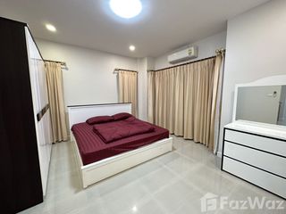 À louer 3 chambres maison à Bang Lamung, Chonburi