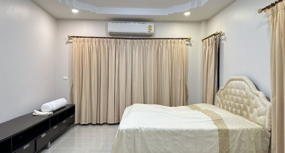 For rent 3 bedrooms house in Bang Lamung, Chonburi