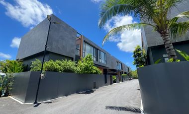 For sale 3 bedrooms villa in Mueang Phuket, Phuket
