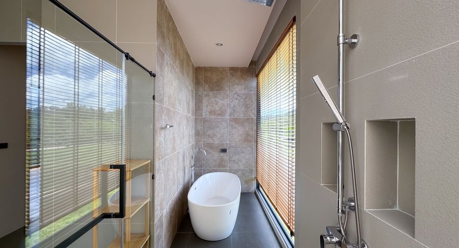 For sale 3 bedrooms villa in Mueang Phuket, Phuket