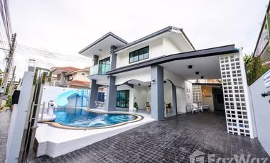 For sale and for rent 6 bedrooms villa in Bang Lamung, Chonburi