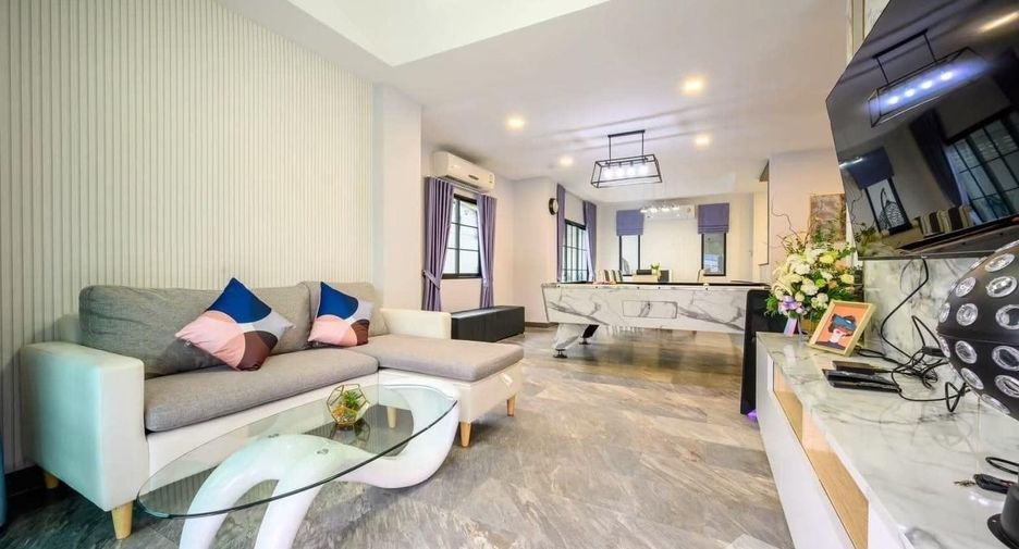 Villa zum Kauf und zur Miete mit 6 Zimmer in Bang Lamung, Chonburi