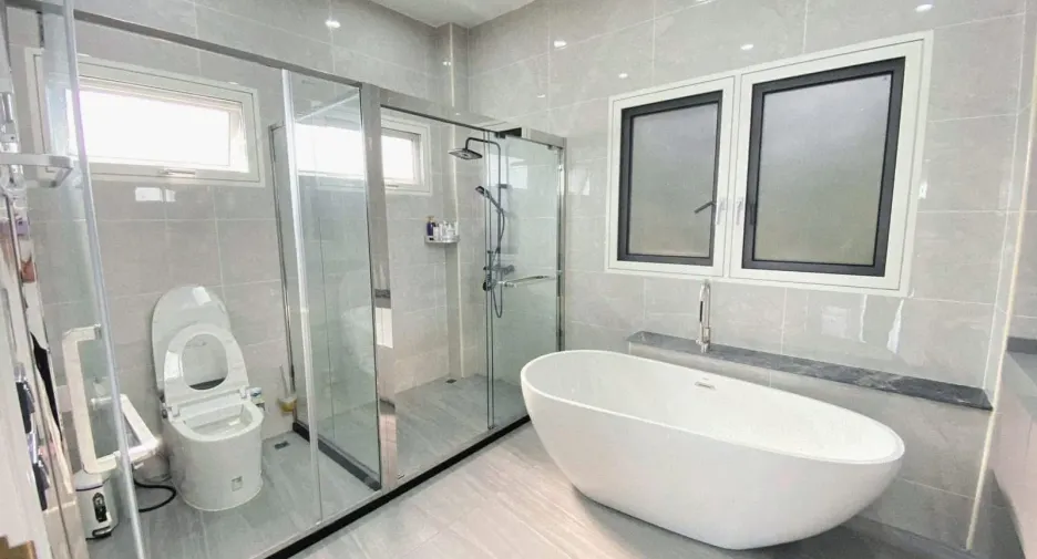 Villa zur Miete mit 8 Zimmer in Bang Lamung, Chonburi