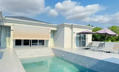 Villa en alquiler de 8 habitaciones en Bang Lamung, Chonburi
