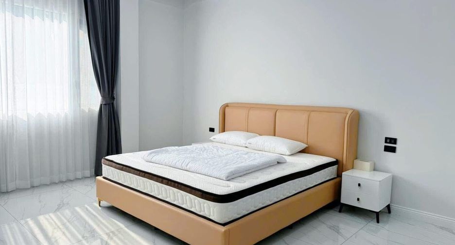Villa zur Miete mit 8 Zimmer in Bang Lamung, Chonburi