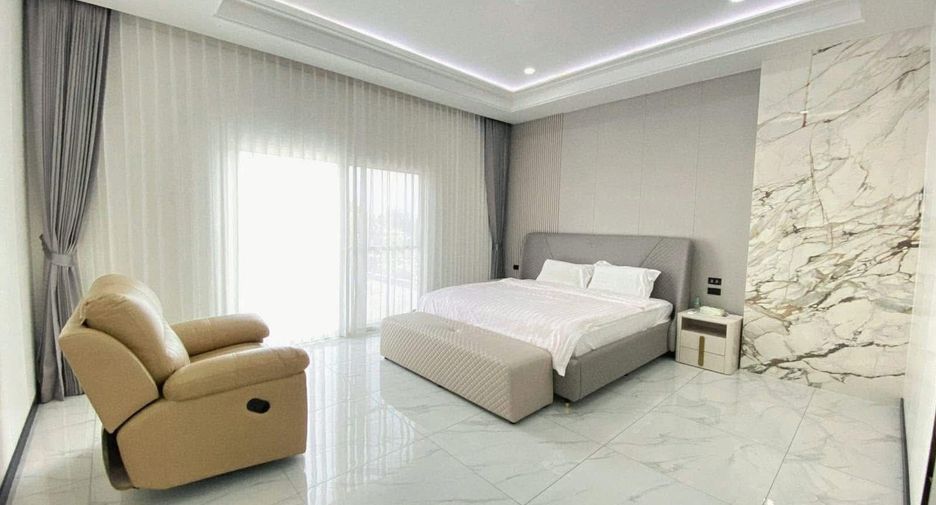Villa zur Miete mit 8 Zimmer in Bang Lamung, Chonburi