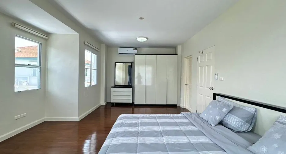 Casa en venta de 4 habitaciones en Mueang Phuket, Phuket