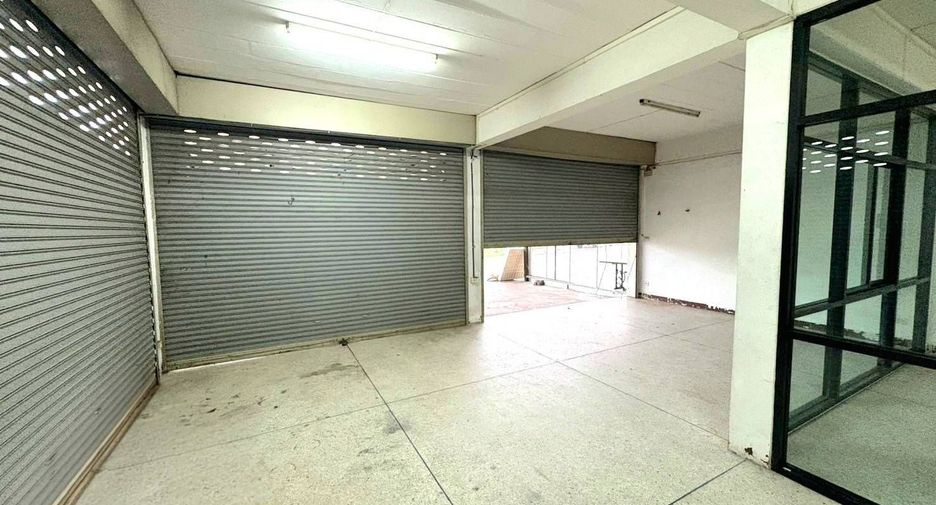 For sale 4 bedrooms retail Space in Mueang Khon Kaen, Khon Kaen