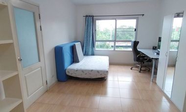 For sale 1 bed condo in Bang Kapi, Bangkok