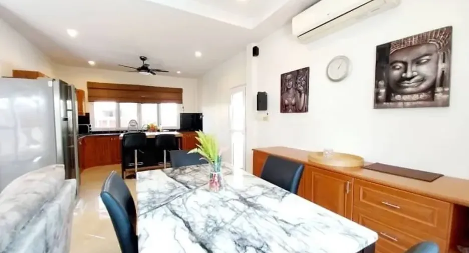 For sale and for rent 4 bedrooms house in Bang Lamung, Chonburi