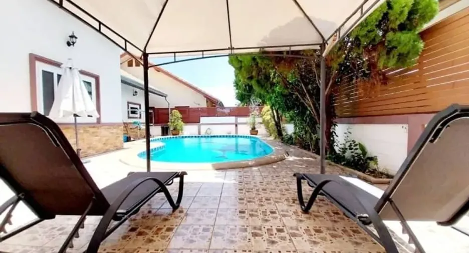 For sale and for rent 4 bedrooms house in Bang Lamung, Chonburi