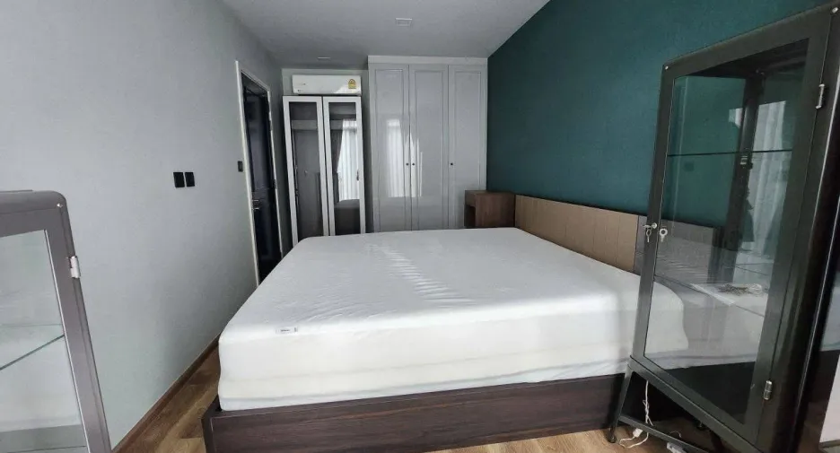 For sale and for rent 2 bedrooms condo in Yan Nawa, Bangkok