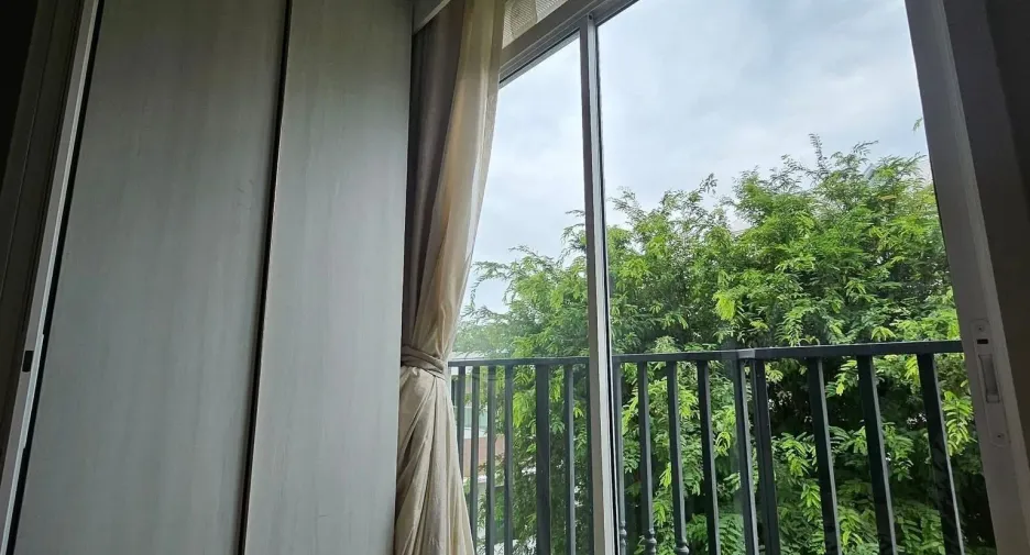 For sale and for rent 2 bedrooms condo in Yan Nawa, Bangkok