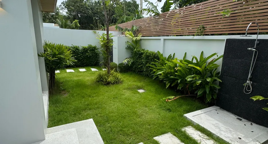 For sale 4 bedrooms villa in Thalang, Phuket
