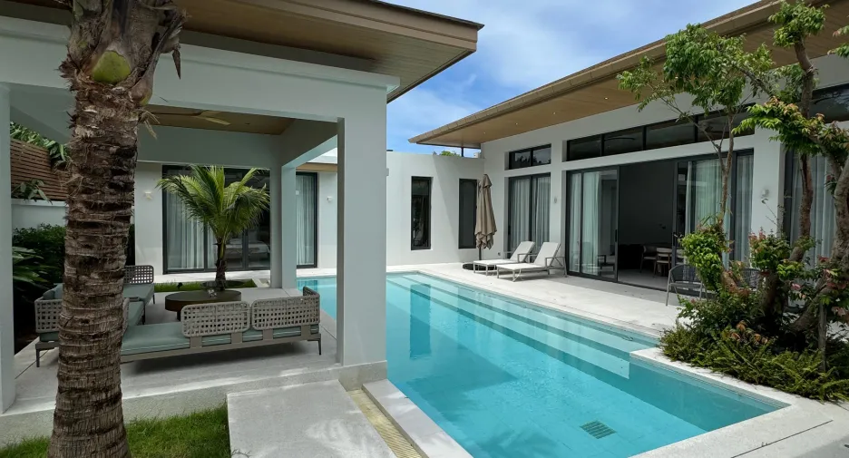 For sale 4 bedrooms villa in Thalang, Phuket