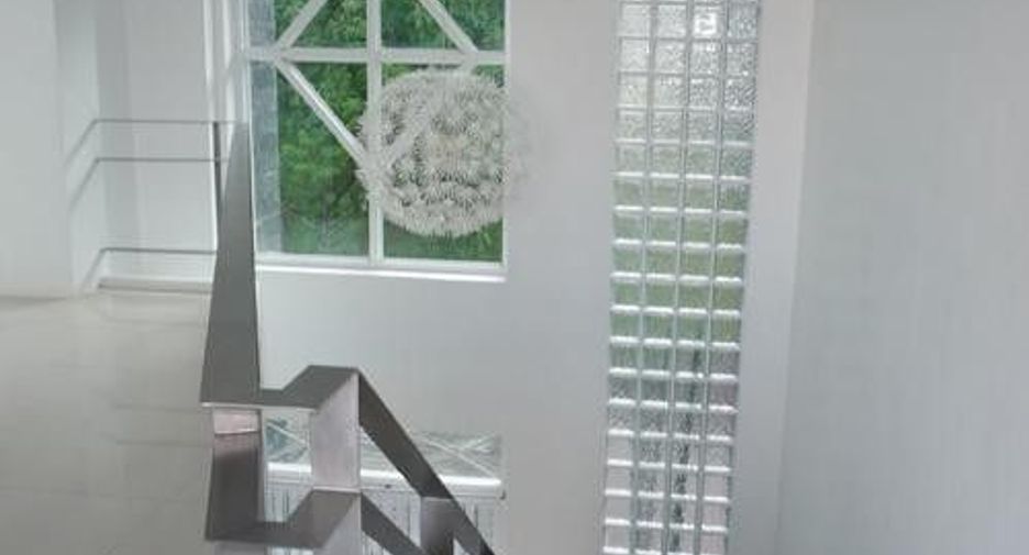 Villa en alquiler de 5 habitaciones en Mueang Phuket, Phuket