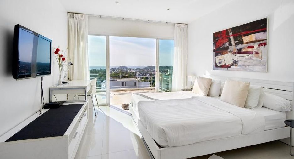 Villa en alquiler de 5 habitaciones en Mueang Phuket, Phuket