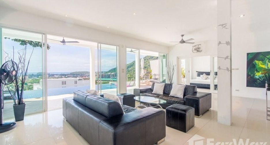 Villa en alquiler de 5 habitaciones en Mueang Phuket, Phuket
