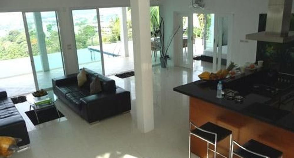 Villa en alquiler de 5 habitaciones en Mueang Phuket, Phuket