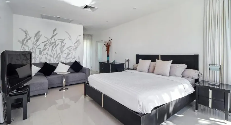 Villa en alquiler de 5 habitaciones en Mueang Phuket, Phuket