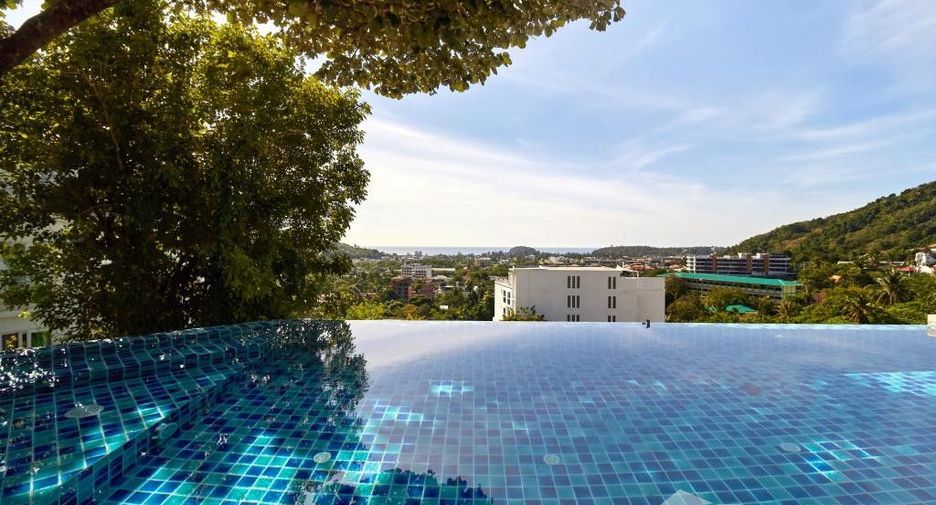 Villa en alquiler de 5 habitaciones en Mueang Phuket, Phuket