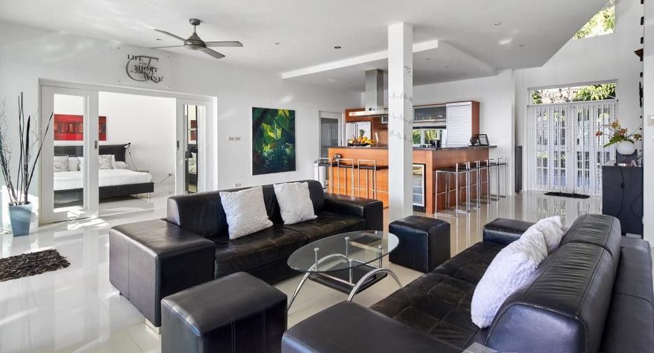 Villa en alquiler de 5 habitaciones en Mueang Phuket, Phuket