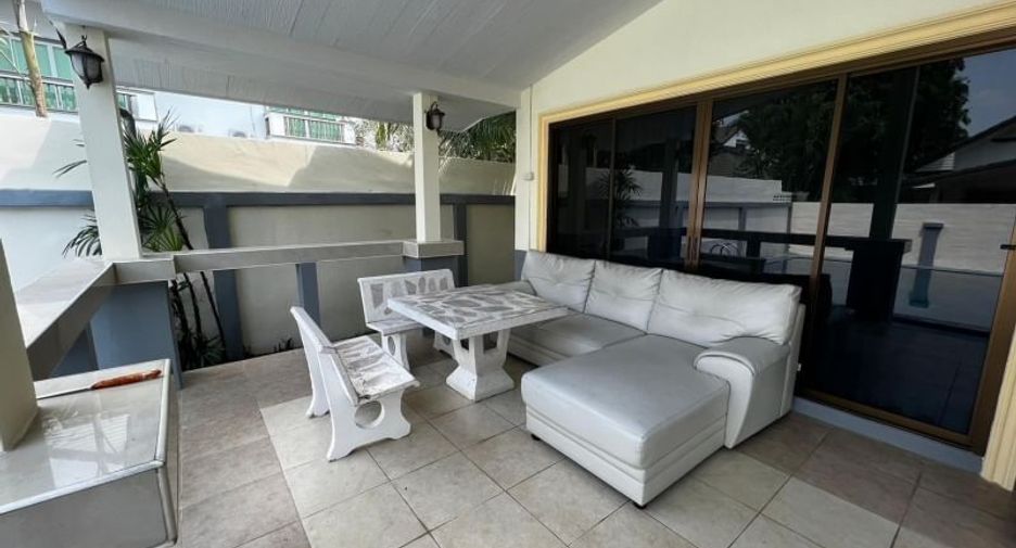 À vendre 3 chambres maison à Bang Lamung, Chonburi