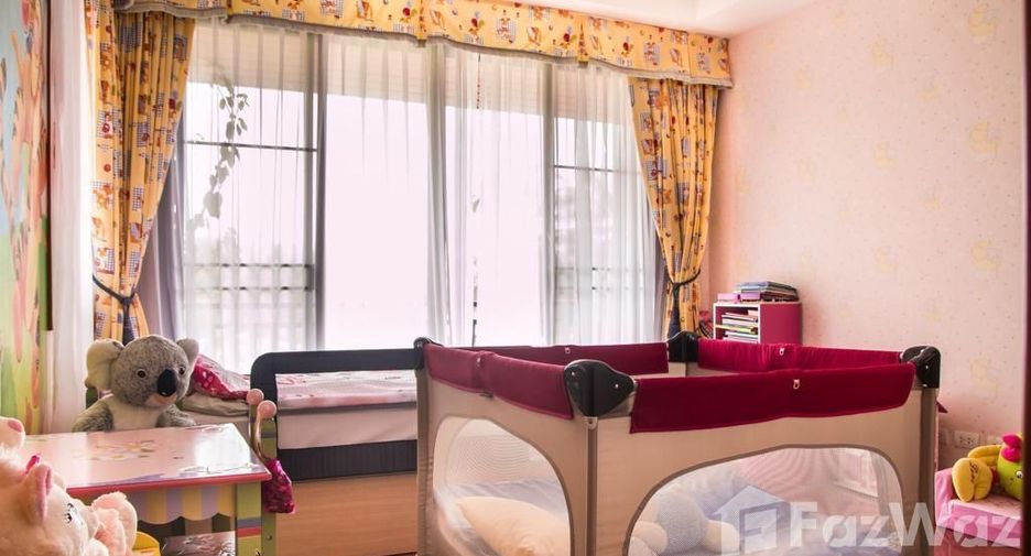 Villa en venta y en alquiler de 5 habitaciones en Thalang, Phuket