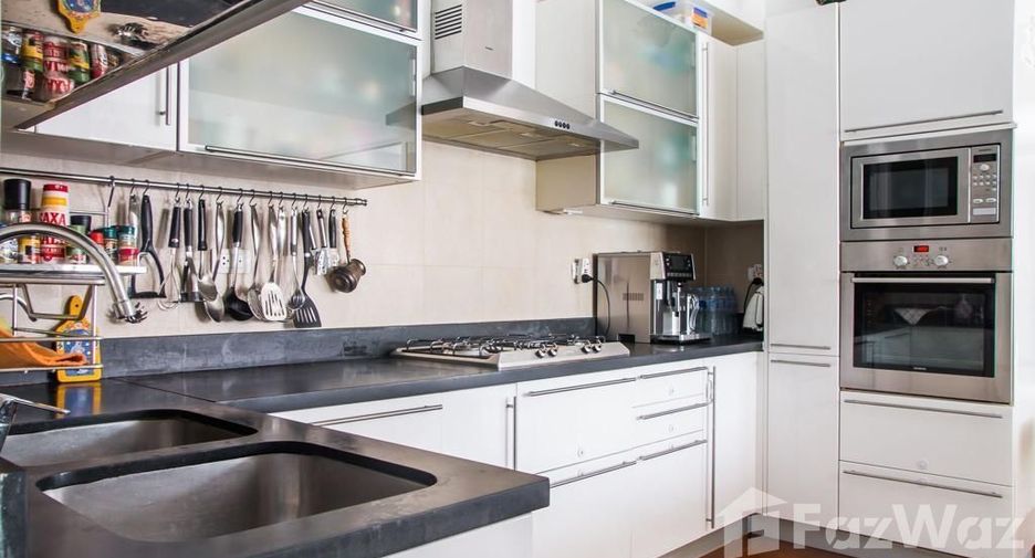 Villa en venta y en alquiler de 5 habitaciones en Thalang, Phuket