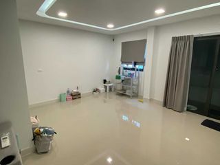 For sale 3 bedrooms townhouse in Bang Phli, Samut Prakan