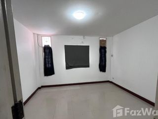 For sale 3 bedrooms townhouse in Khan Na Yao, Bangkok